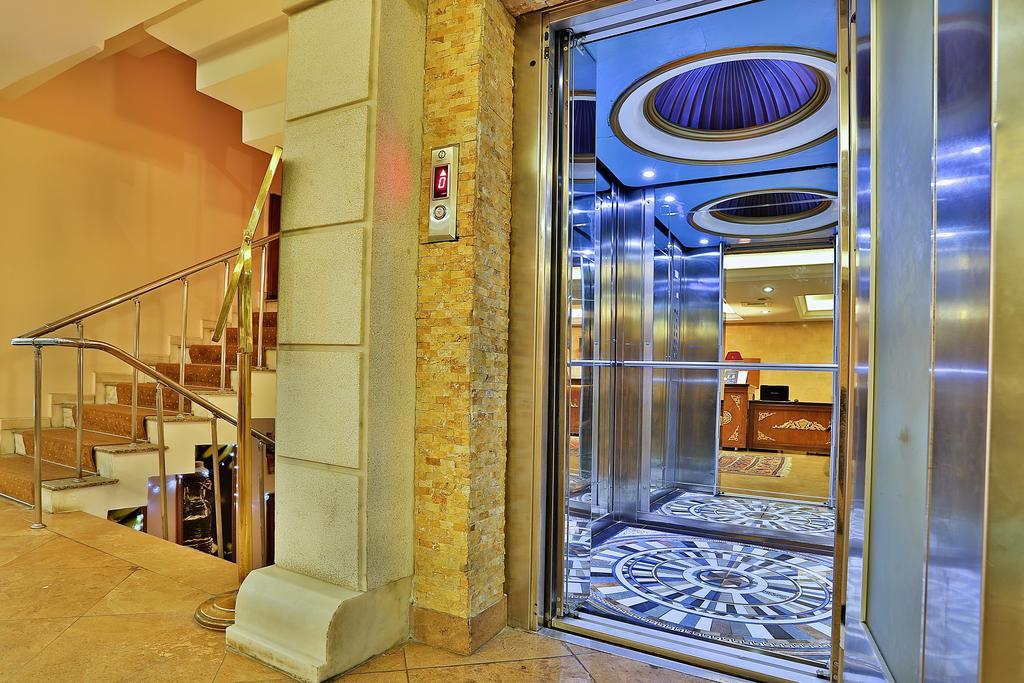 The Istanbul Hotel Kültér fotó