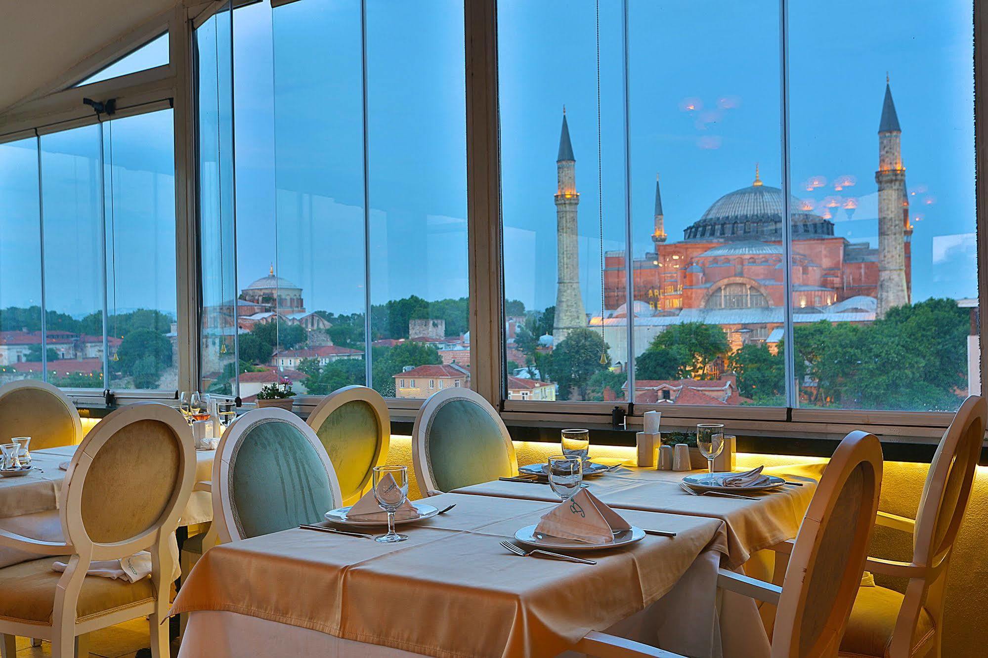 The Istanbul Hotel Kültér fotó
